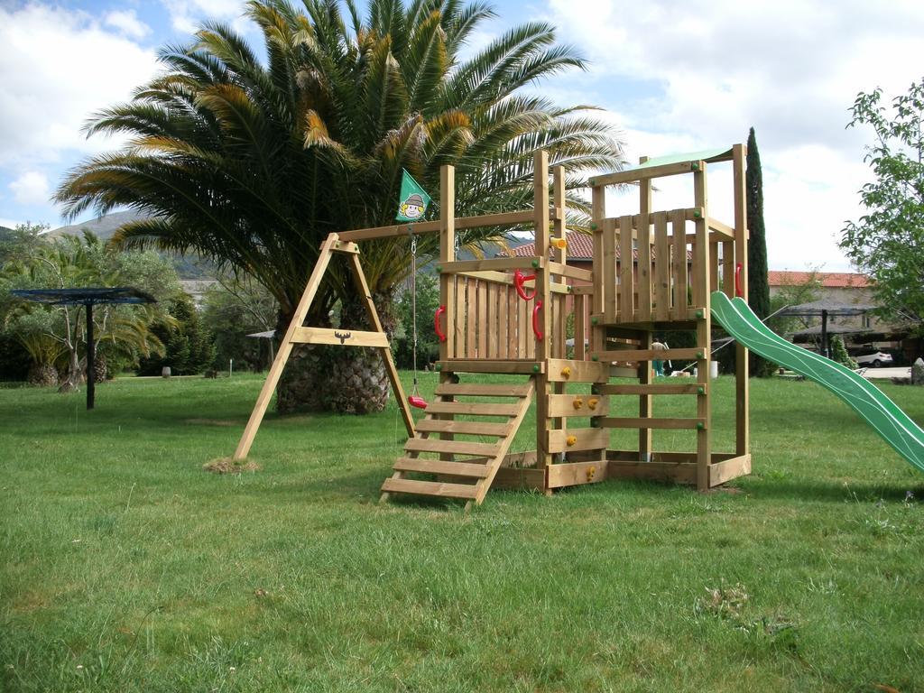 Posada Tresmentiras Aldeanueva del Camino Ngoại thất bức ảnh